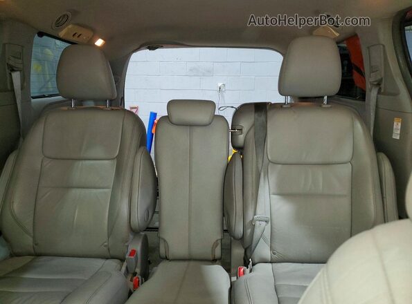 5TDYK3DC3GS749109 2016 TOYOTA SIENNA Red Vista de los asientos traseros