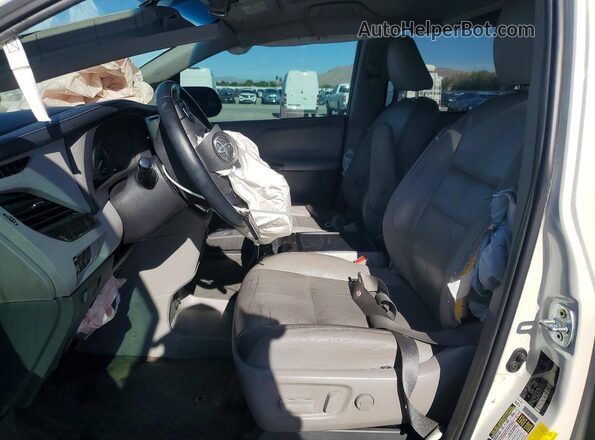 5TDYK3DC4GS722291 2016 TOYOTA SIENNA White Vista interior delantera
