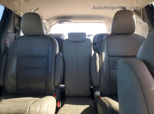 5TDYK3DC4GS722291 2016 TOYOTA SIENNA White Vista de los asientos traseros