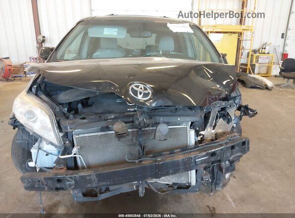 5TDYK3DC5GS720839 2016 TOYOTA SIENNA Black Instrument cluster view