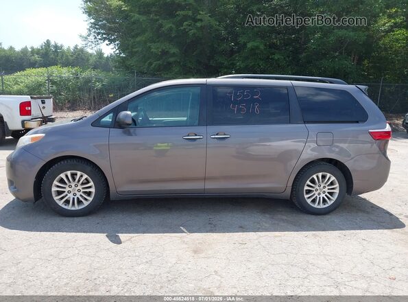 5TDYK3DC5GS722901 2016 TOYOTA SIENNA Gray 360 interior view