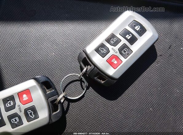 5TDYK3DC6GS741876 2016 TOYOTA SIENNA Burgundy Вид панелі приладів