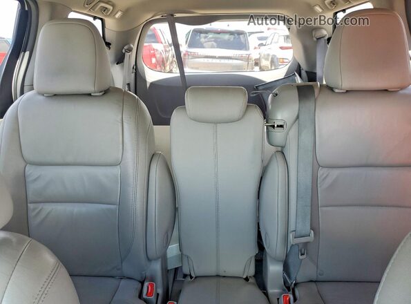 5TDYK3DC8GS706062 2016 TOYOTA SIENNA White Vista de los asientos traseros