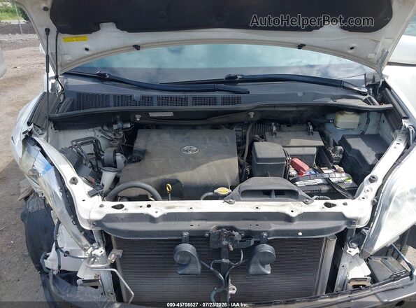 5TDYK3DC8GS747288 2016 TOYOTA SIENNA White Widok z tyłu