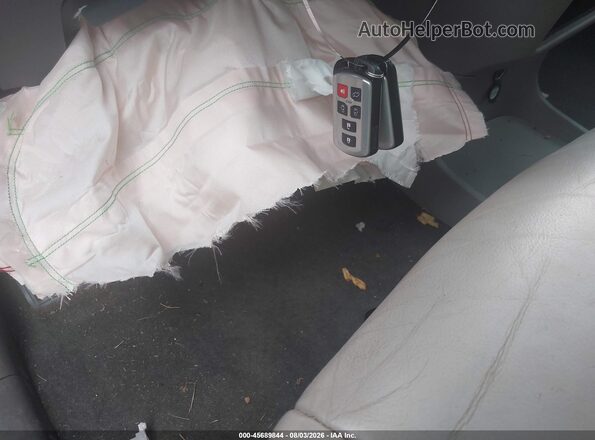 5TDYK3DCXGS725972 2016 TOYOTA SIENNA Champagne Vista del salpicadero