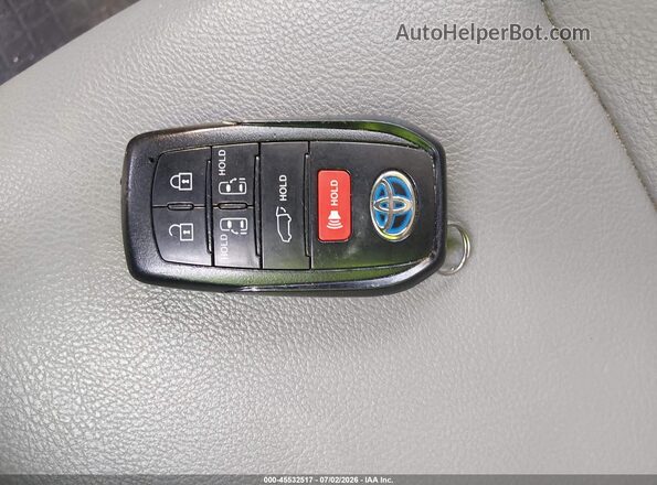 5TDYRKEC0MS022171 2021 TOYOTA SIENNA Gray Առջևի վահանակի տեսք