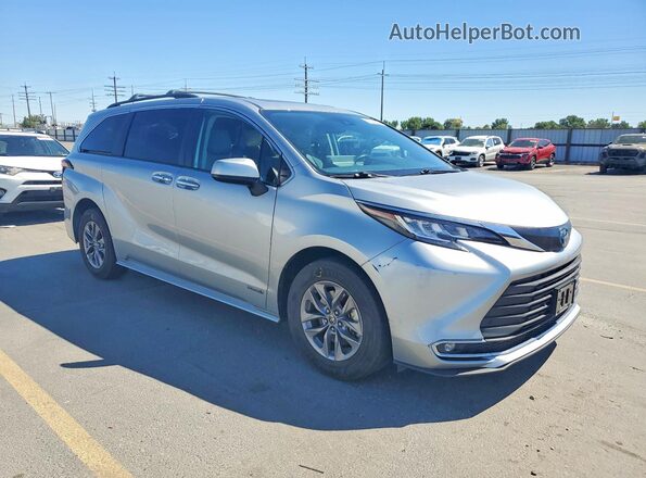 5TDYRKEC0MS057647 2021 TOYOTA SIENNA Silver Przód prawy