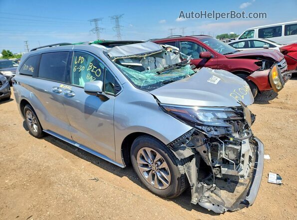 5TDYRKEC0SS283541 2025 TOYOTA SIENNA Silver Przód prawy