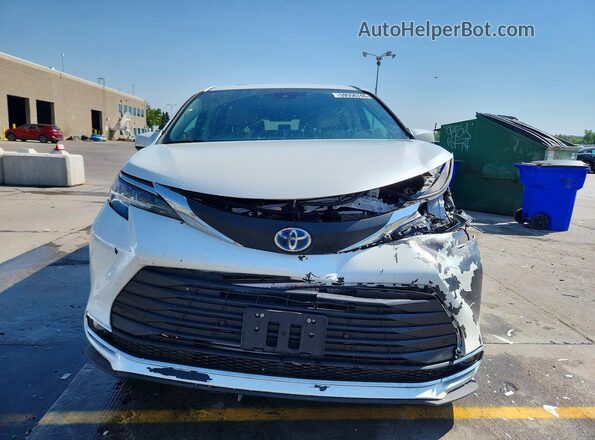 5TDYRKEC1MS044115 2021 TOYOTA SIENNA White Vista frontal