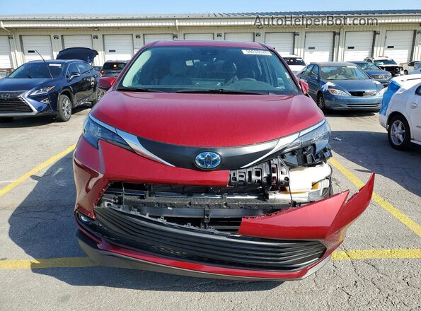 5TDYRKEC3SS243275 2025 TOYOTA SIENNA Red Front view