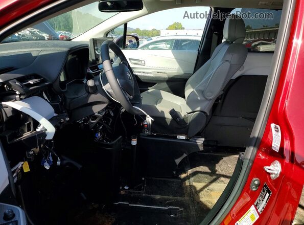 5TDYRKEC3SS243275 2025 TOYOTA SIENNA Red Front interior view