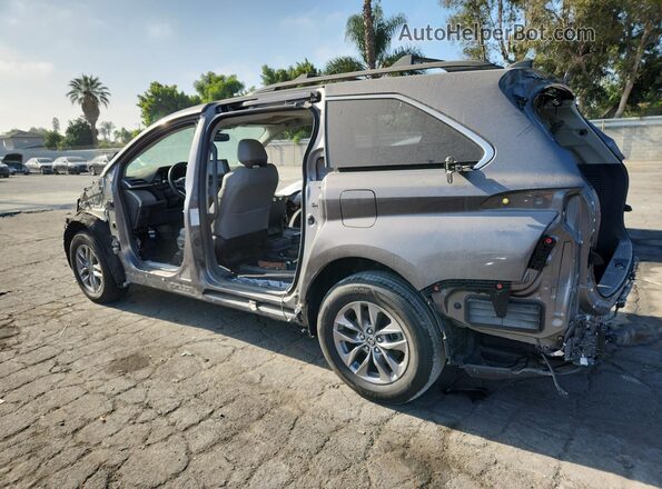 5TDYRKEC4PS146299 2023 TOYOTA SIENNA Gray 