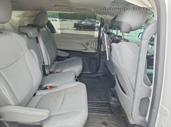 5TDYRKEC4PS161062 2023 TOYOTA SIENNA White Вид задніх сидінь