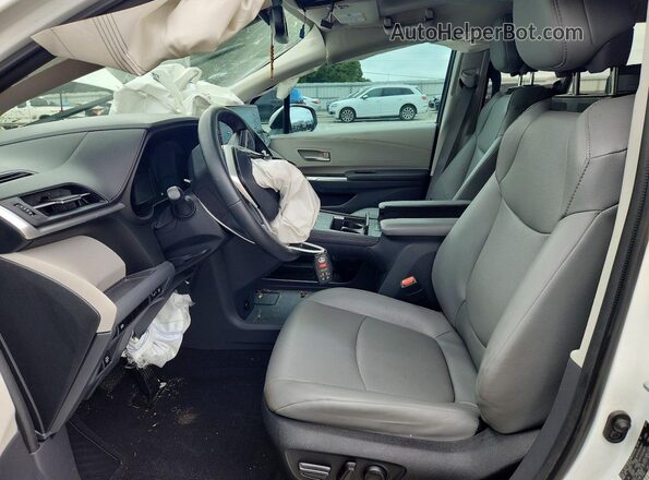 5TDYRKEC4PS161062 2023 TOYOTA SIENNA White Вид салону спереду
