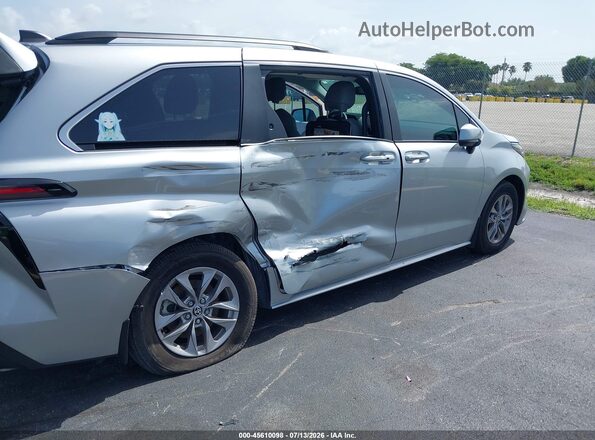 5TDYRKEC5SS281834 2025 TOYOTA SIENNA Silver Դիմացի տեսք