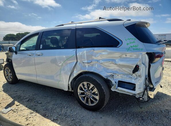5TDYRKEC5TS306488 2026 TOYOTA SIENNA White Trasero izquierdo