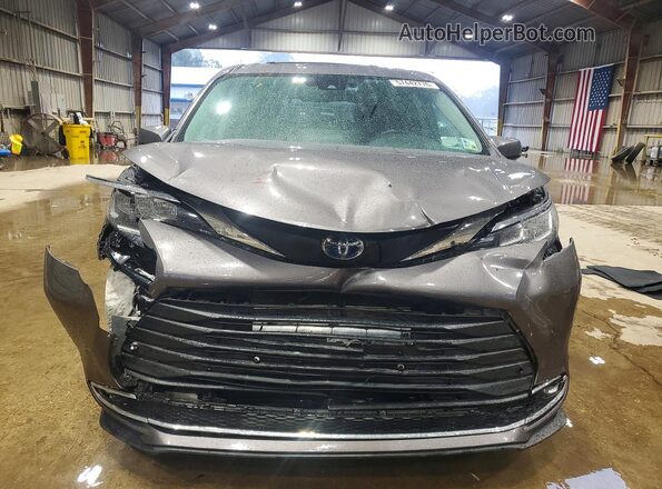 5TDYRKEC6NS130277 2022 TOYOTA SIENNA Gray Դիմացի տեսք