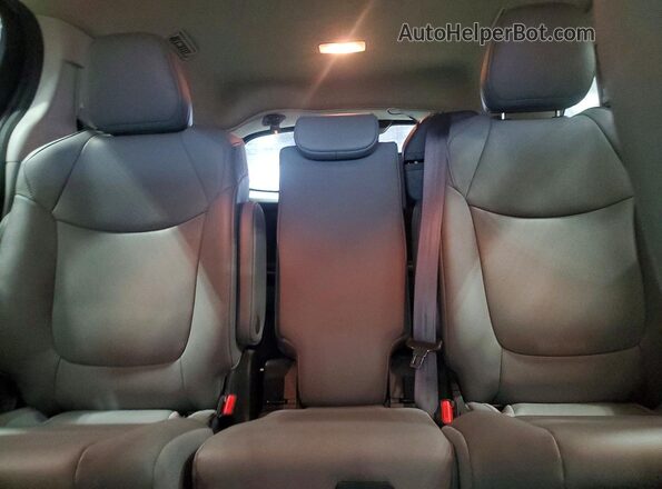 5TDYRKEC6NS130277 2022 TOYOTA SIENNA Gray Հետևի նստատեղերի տեսք