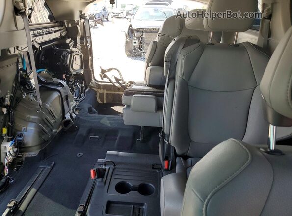 5TDYRKEC6PS169051 2023 TOYOTA SIENNA Black უკანა სავარძლების ხედი