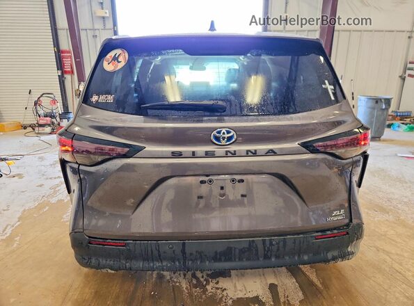 5TDYRKEC6RS212256 2024 TOYOTA SIENNA Gray Հետևի տեսք