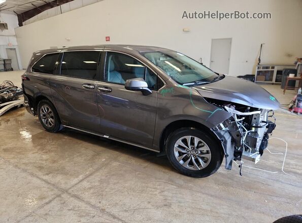 5TDYRKEC6RS212256 2024 TOYOTA SIENNA Gray 