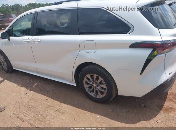 5TDYRKEC6TS295677 2026 TOYOTA SIENNA White Rear left