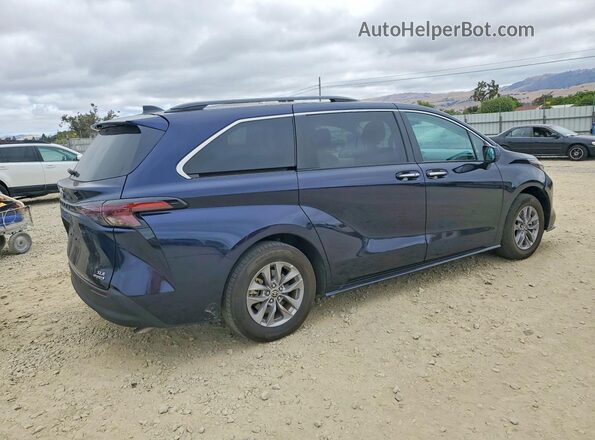 5TDYRKEC7RS214727 2024 TOYOTA SIENNA Blue Tył prawy