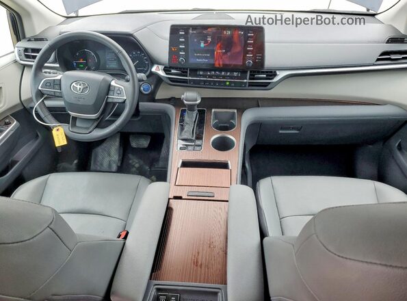 5TDYRKEC7RS214727 2024 TOYOTA SIENNA Blue Widok deski rozdzielczej
