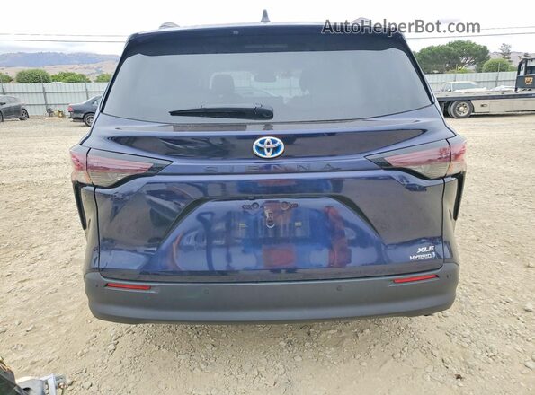 5TDYRKEC7RS214727 2024 TOYOTA SIENNA Blue Widok z tyłu