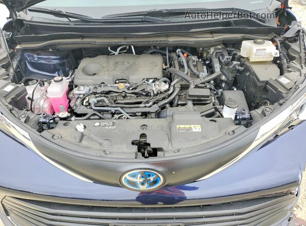 5TDYRKEC7RS214727 2024 TOYOTA SIENNA Blue Widok komory silnika