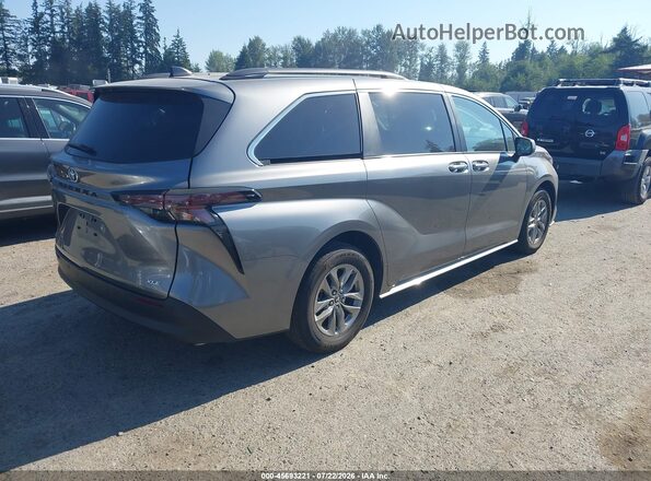 5TDYRKEC7TS292139 2026 TOYOTA SIENNA Gray Trasero derecho