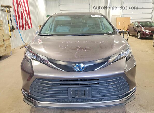 5TDYRKEC8PS156611 2023 TOYOTA SIENNA Gray Vista frontal
