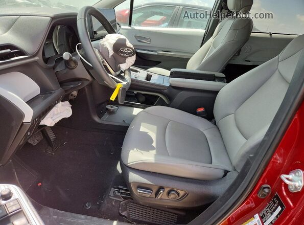 5TDYRKEC8SS285442 2025 TOYOTA SIENNA Темно-бордовый Вид салона спереди