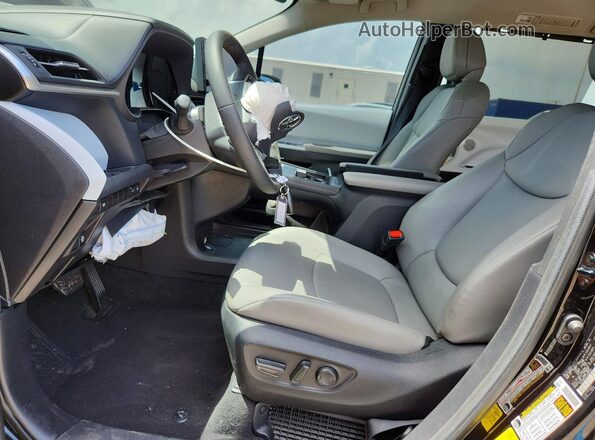 5TDYRKEC8TS296300 2026 TOYOTA SIENNA Black წინა სალონის ხედი