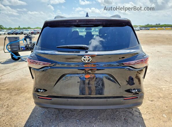5TDYRKEC8TS296300 2026 TOYOTA SIENNA Black უკანა ხედი