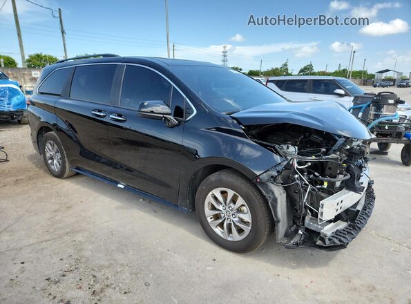 5TDYRKEC8TS296300 2026 TOYOTA SIENNA Black 