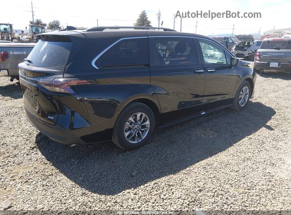 5TDYRKEC8TS313337 2026 TOYOTA SIENNA Black Trasero derecho