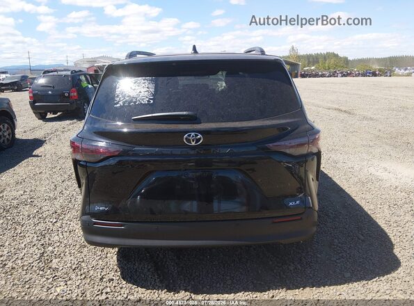 5TDYRKEC8TS313337 2026 TOYOTA SIENNA Black 
