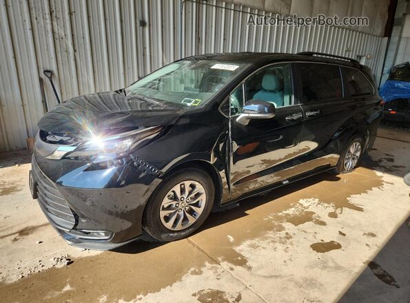 5TDYRKEC8TS327402 2026 TOYOTA SIENNA Черный 