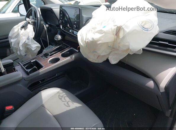 5TDYRKEC9MS043505 2021 TOYOTA SIENNA Silver წინა სალონის ხედი