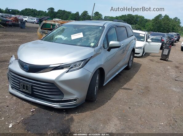 5TDYRKEC9MS043505 2021 TOYOTA SIENNA Silver წინა მარცხენა ხედი სამი მეოთხედიდან
