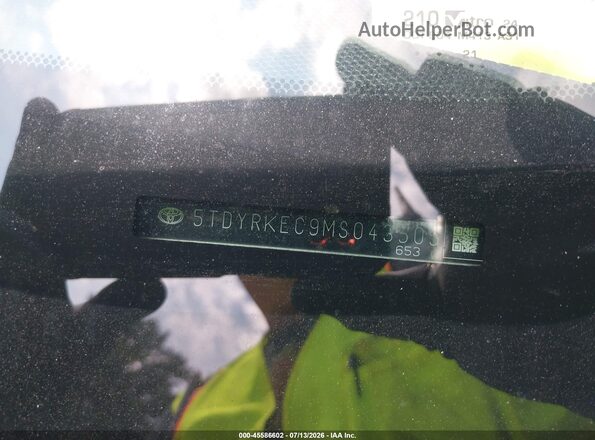 5TDYRKEC9MS043505 2021 TOYOTA SIENNA Silver 