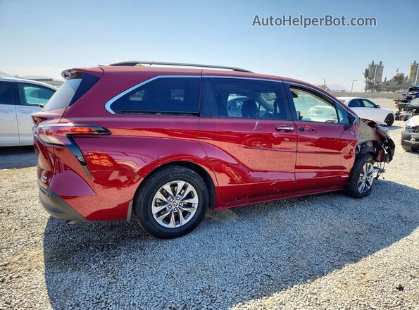 5TDYRKEC9MS056836 2021 TOYOTA SIENNA Бордовый Задняя правая четверть