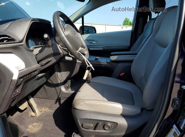 5TDYRKEC9SS268598 2025 TOYOTA SIENNA Синий Вид салона спереди