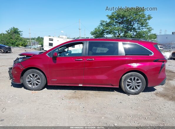 5TDYRKECXMS074097 2021 TOYOTA SIENNA Burgundy უკანა სალონის ხედი