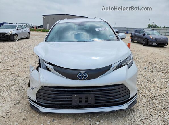 5TDYRKECXNS136129 2022 TOYOTA SIENNA Белый Вид спереди