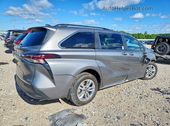 5TDYSKFC1TS254859 2026 TOYOTA SIENNA Silver უკანა მარჯვენა