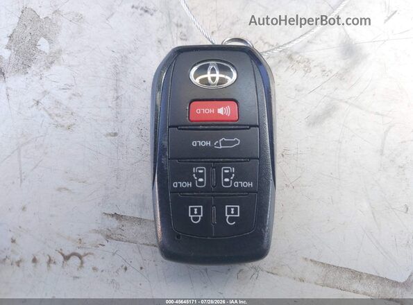5TDYSKFC3TS228943 2026 TOYOTA SIENNA White Առջևի վահանակի տեսք