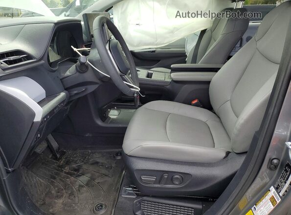 5TDYSKFC4TS233617 2026 TOYOTA SIENNA Gray Սալոնի դիմացի տեսք