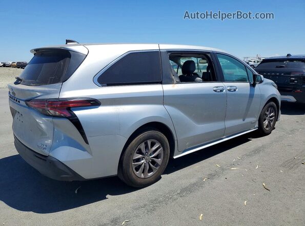 5TDYSKFC7MS009632 2021 TOYOTA SIENNA Серебряный Задняя правая четверть